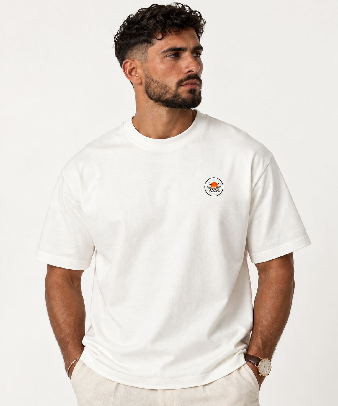 tshirt,white,tailored,relaxed,smart,holiday