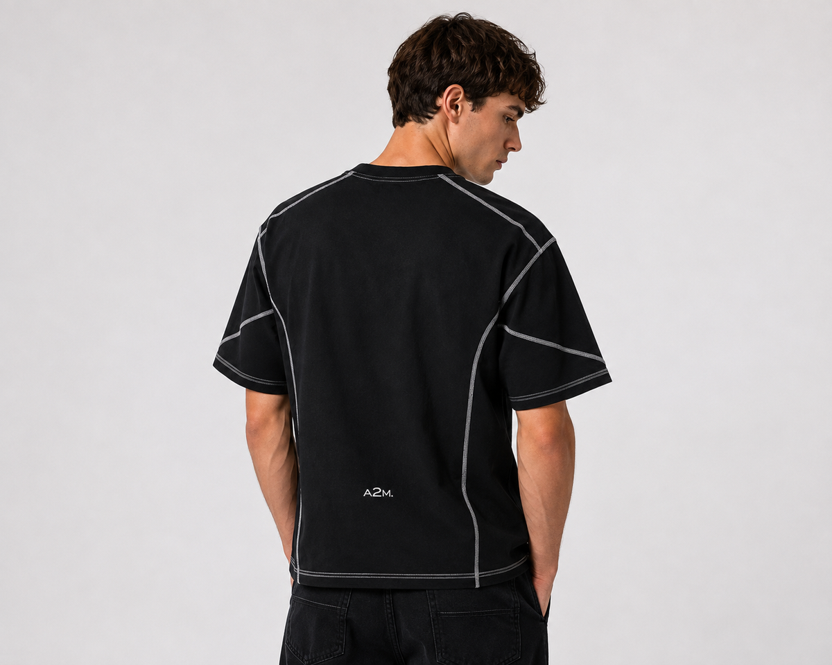 seam,tshirt,black,clean,oversized,relaxed