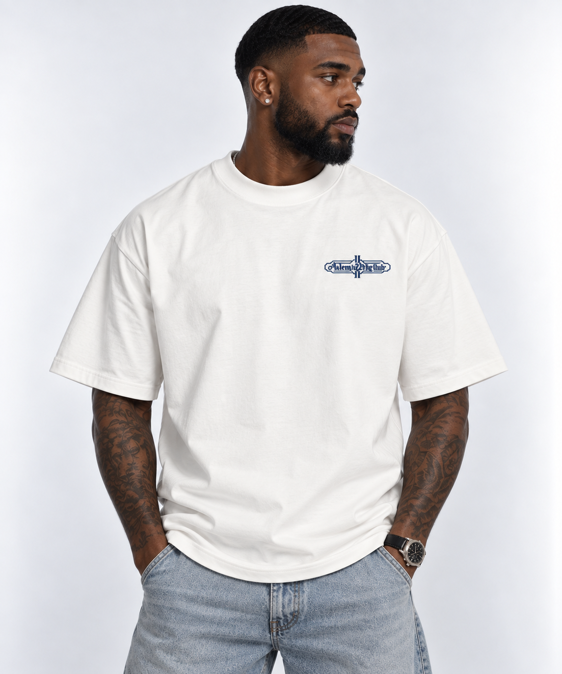 MEMBERS CLUB T-SHIRT - White & Navy
