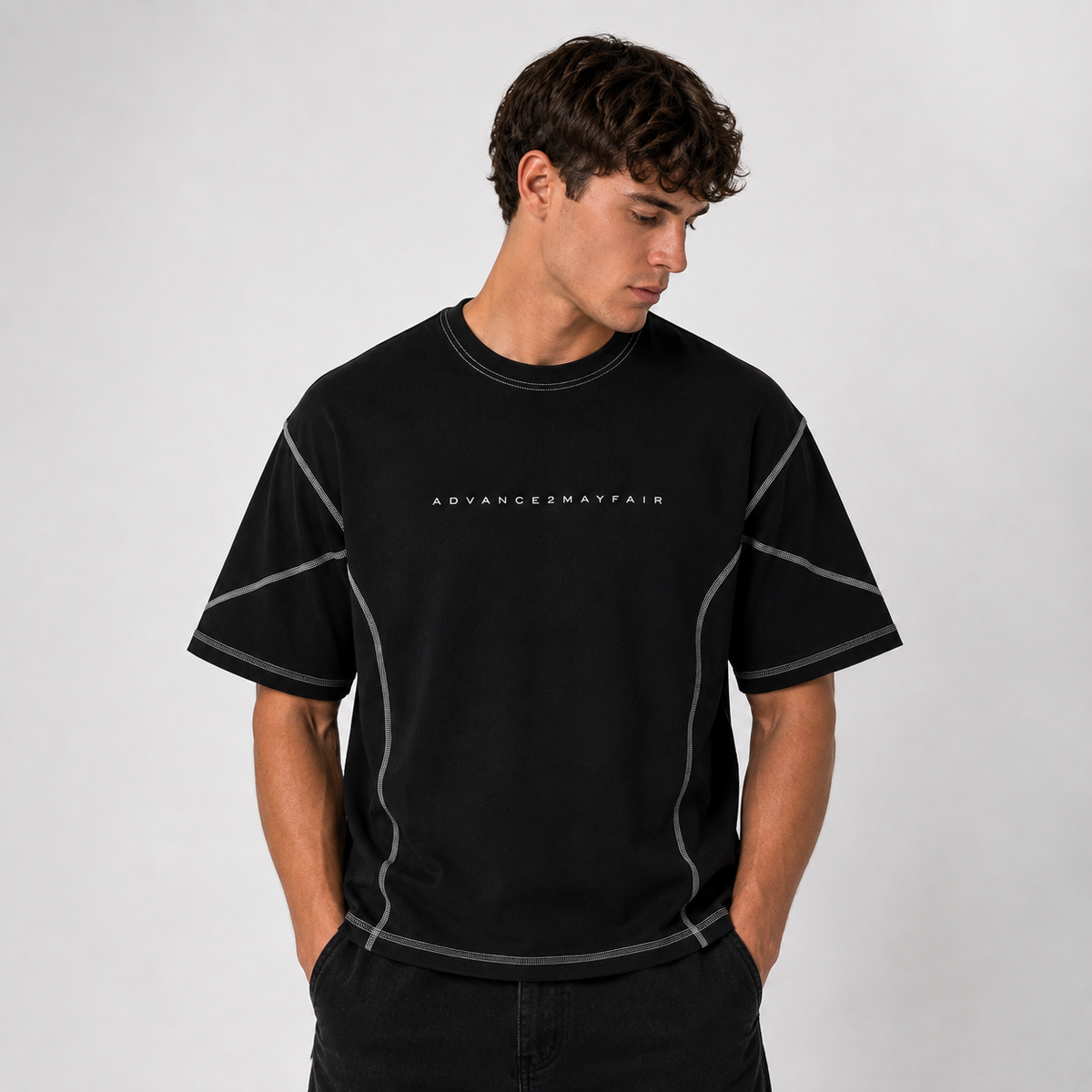 seam,tshirt,black,clean,oversized,relaxed
